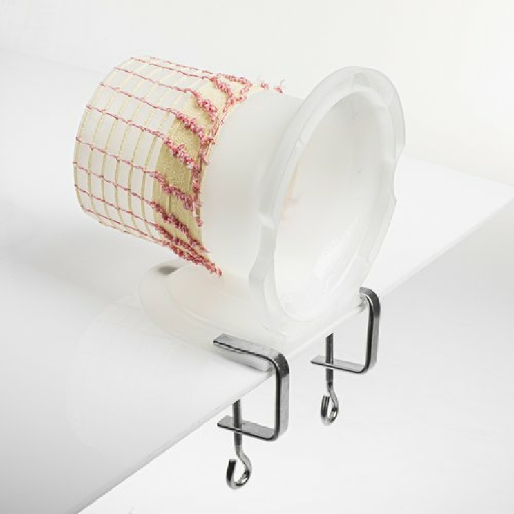 Einziehgerät für Schinken und Rollbraten