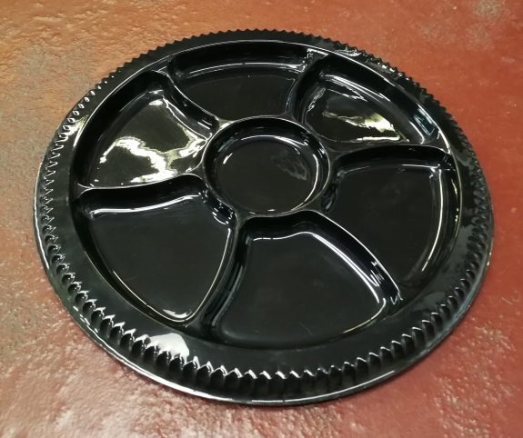 Servierplatte rund schwarz mit Einteilung 
					&oslash; 30 cm
				